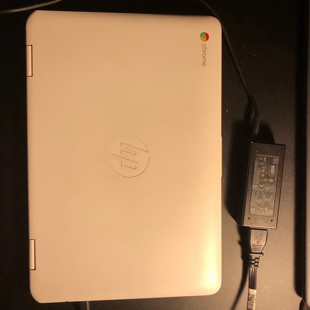 HP W11.6’ Chromebook - Great condition